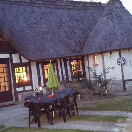 Lägenhet La Tourelle De La Chaumiere Goupil-Othon